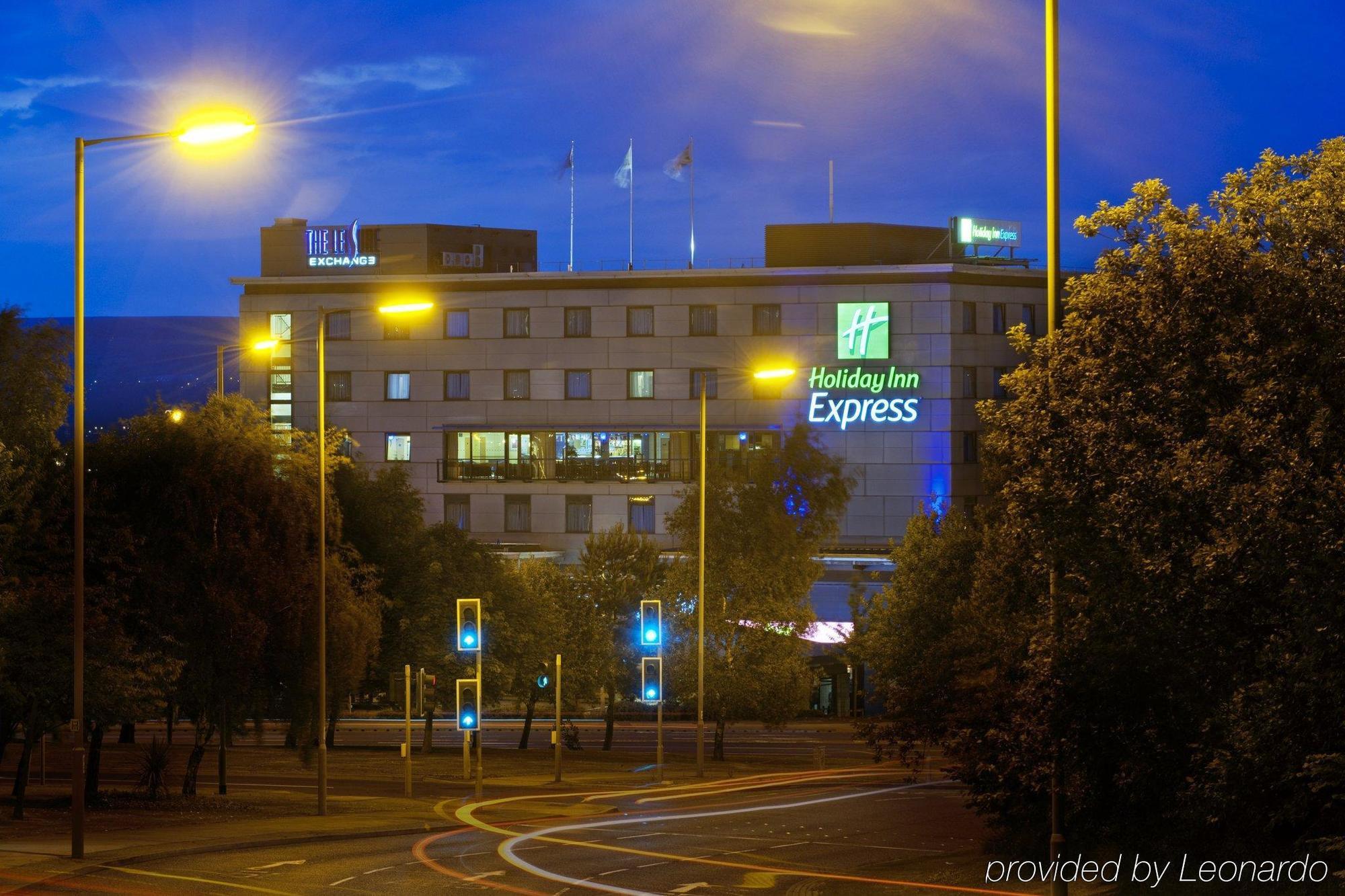 Holiday Inn Express Bradford City Centre, An Ihg Hotel Esterno foto