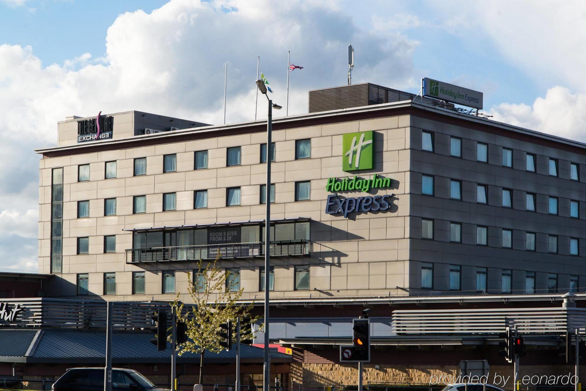 Holiday Inn Express Bradford City Centre, An Ihg Hotel Esterno foto