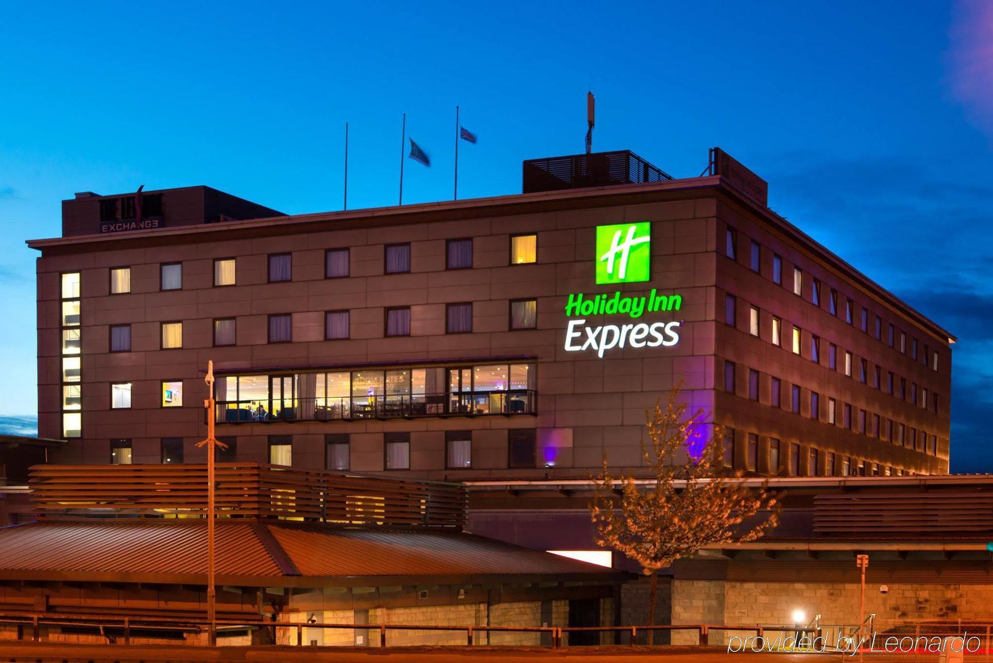 Holiday Inn Express Bradford City Centre, An Ihg Hotel Esterno foto